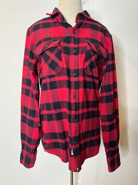 MuskOx Red & Black Plaid Men's Flannel Button-Up Shirt